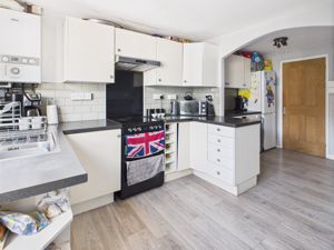 Kitchen- click for photo gallery